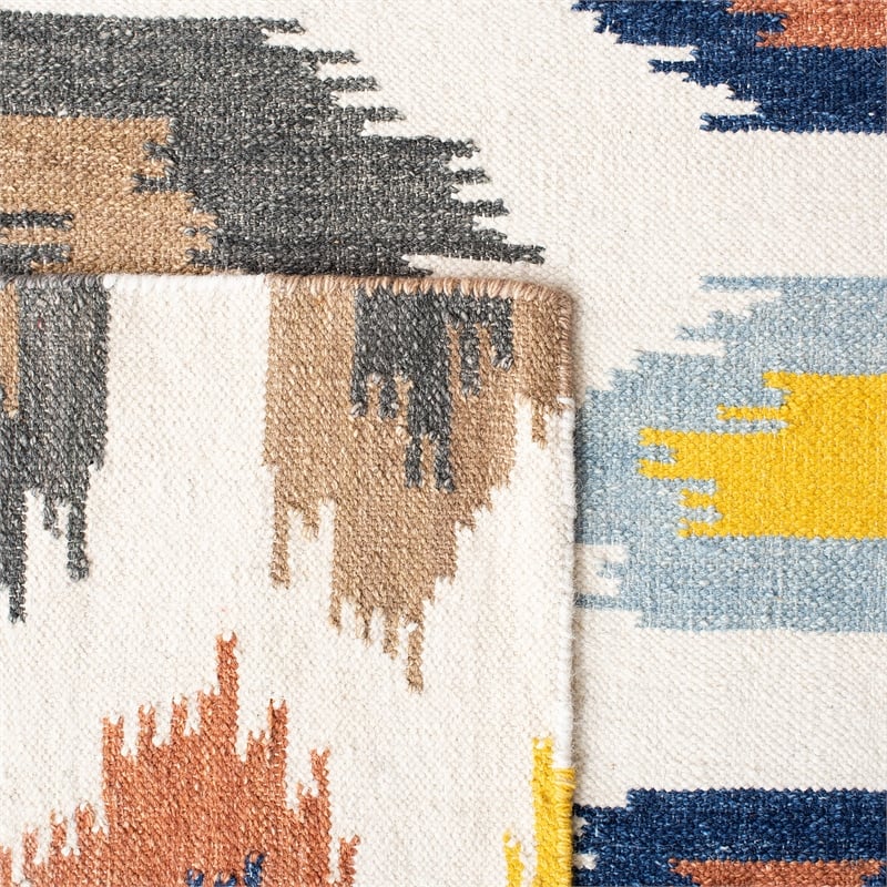 Safavieh Dhurries Ivory Contemporary Rug - 2'6