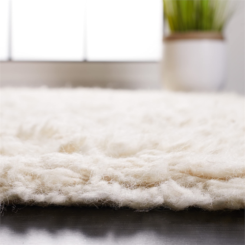 Safavieh Flokati Ivory Shag Rug - Square 4'
