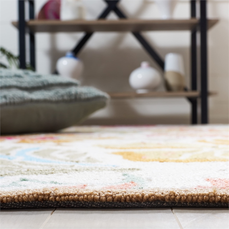 Safavieh Four Seasons Ivory Indoor Rug - 3'6