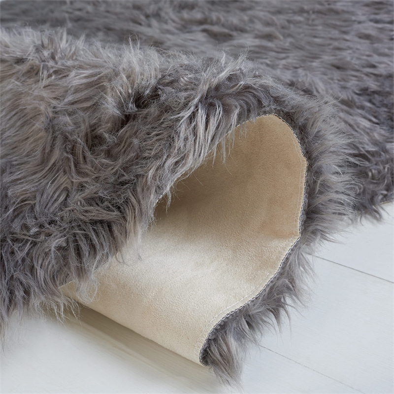 Safavieh Faux Sheep Skin Grey Shag Rug - 5' x 8'
