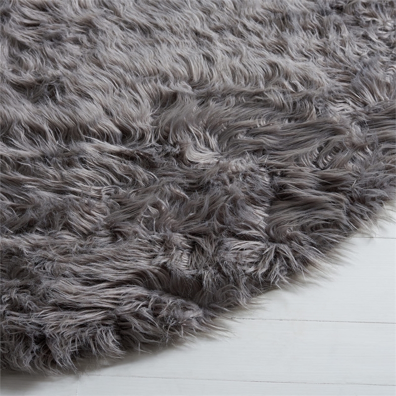 Safavieh Faux Sheep Skin Grey Shag Rug - 6' x 9'