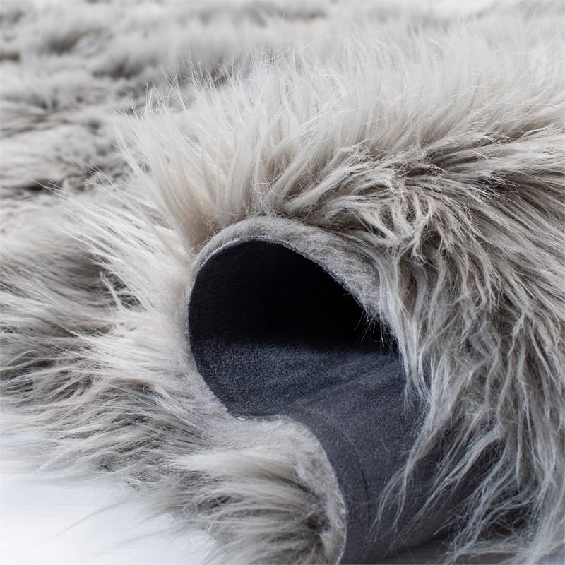 Safavieh Faux Sheep Skin Grey Shag Rug - 5' x 8'