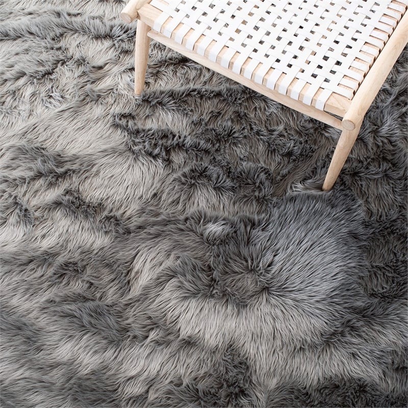 Safavieh Faux Sheep Skin Grey Shag Rug - 5' x 8'
