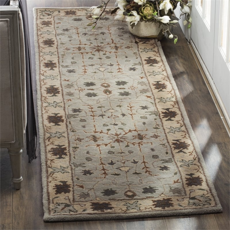 Safavieh Heritage Green Traditional Rug - Runner 2'3