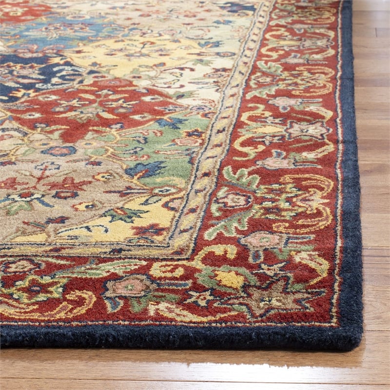 Safavieh Heritage  Traditional Rug - Square 4'