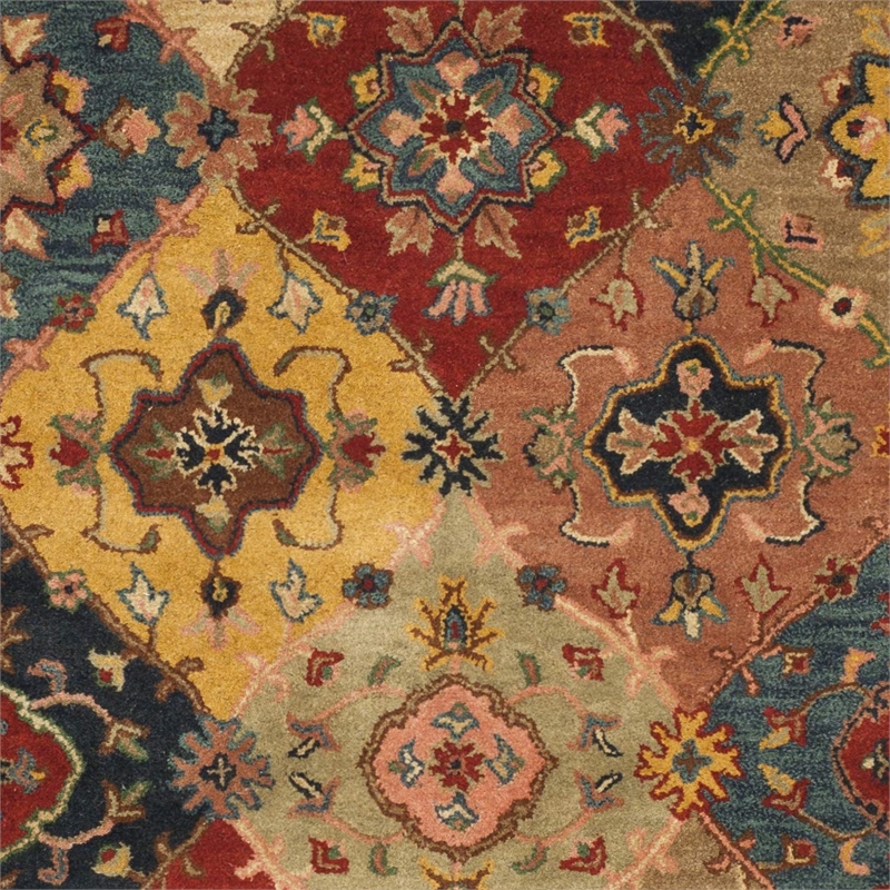 Safavieh Heritage Red Traditional Rug - 7'6