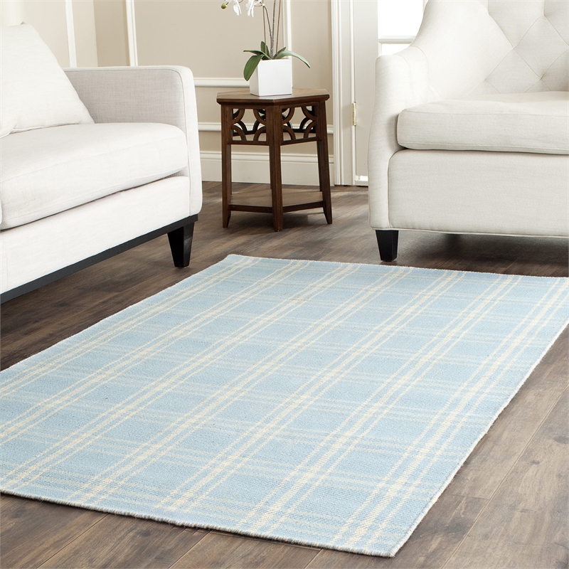 Safavieh Kilim Light Blue Contemporary Rug - 4' x 6'