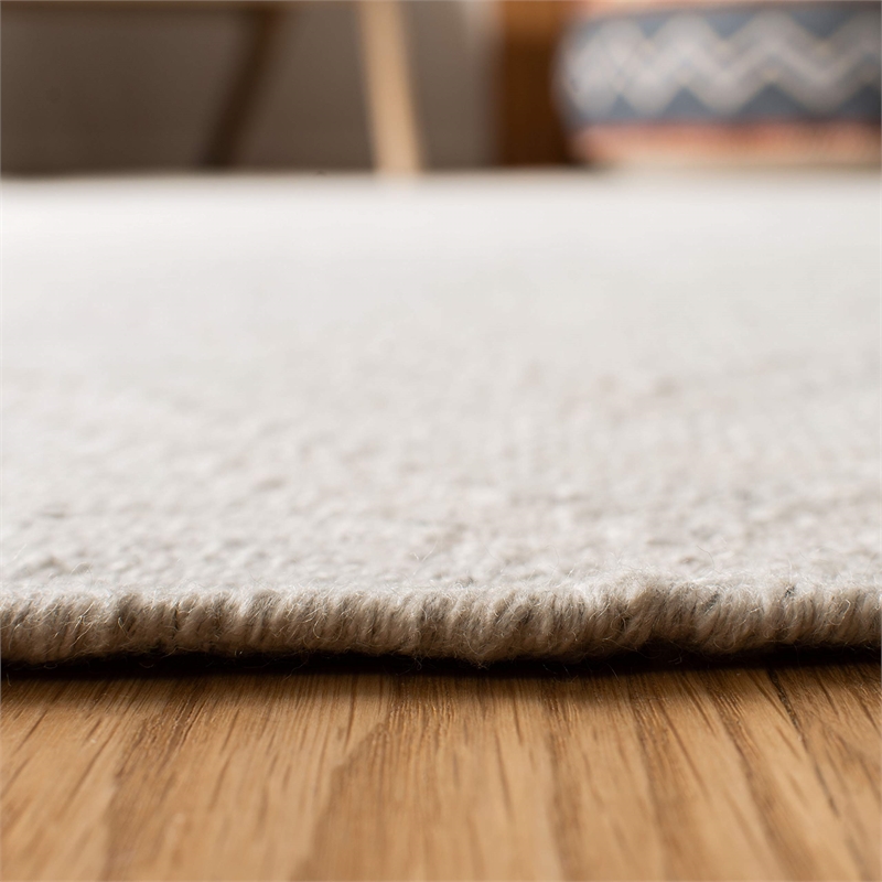 Safavieh Kilim Ivory Contemporary Rug - 4' x 6'