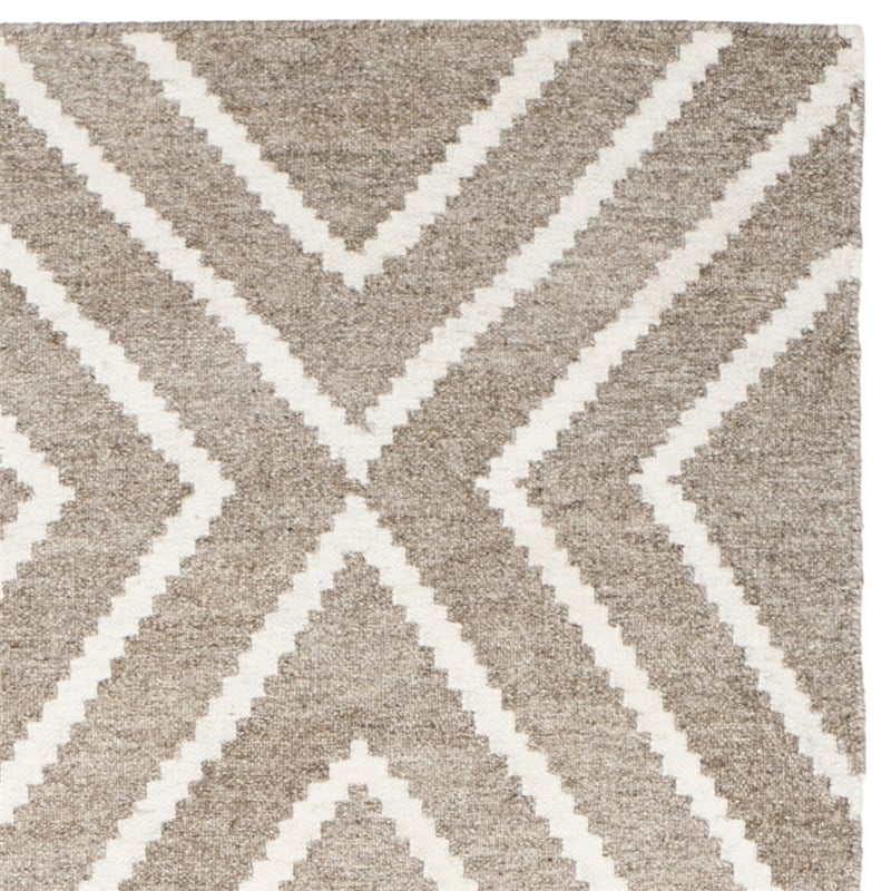Safavieh Kilim Ivory Contemporary Rug - 5' x 8'