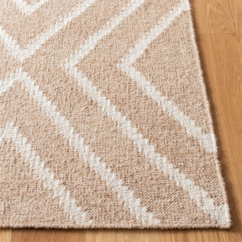 Safavieh Kilim Ivory Contemporary Rug - 4' x 6'
