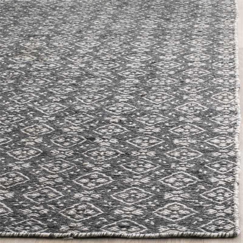 Safavieh Kilim Ivory Contemporary Rug - 5' x 8'