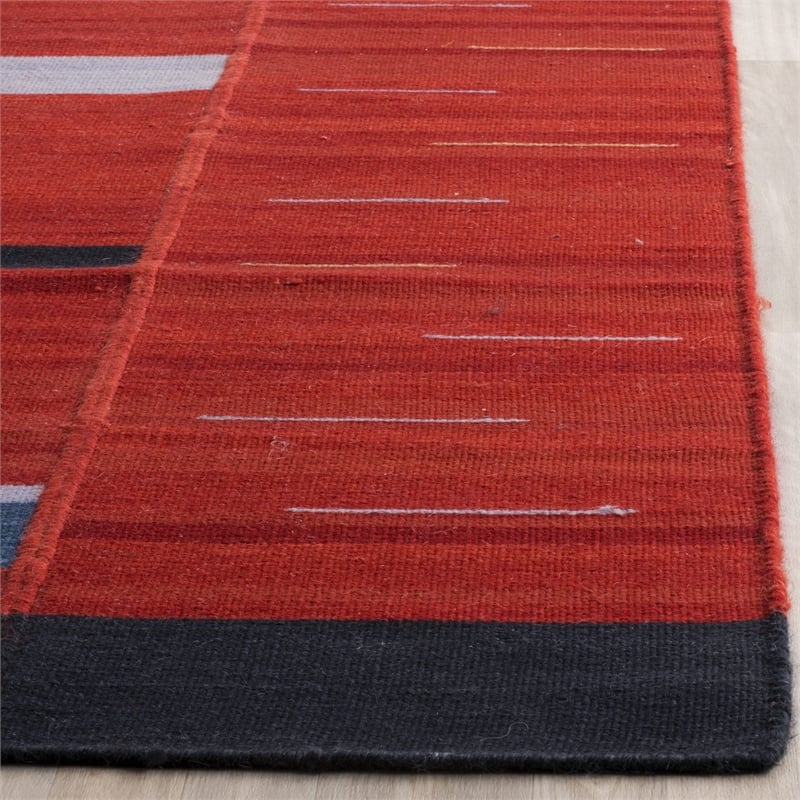 Safavieh Kilim Red Contemporary Rug - 5' x 8'