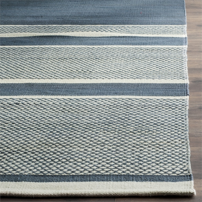 Safavieh Kilim Blue Contemporary Rug - 5' x 8'