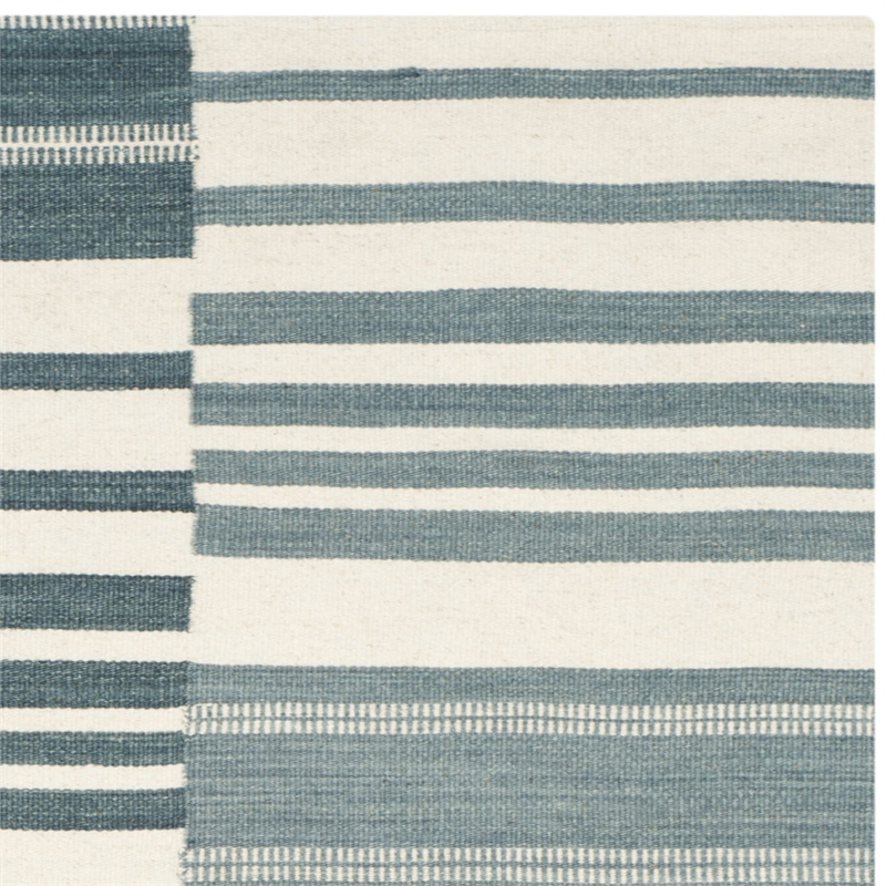 Safavieh Kilim Blue Contemporary Rug - 8' x 10'