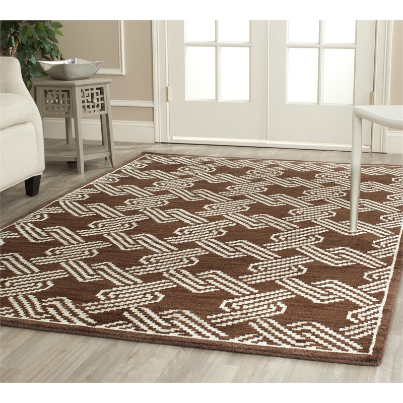 Safavieh Mosaic Brown Traditional Rug - 8' x 10'