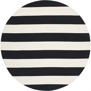Safavieh Montauk Black Contemporary Rug - Round 4'