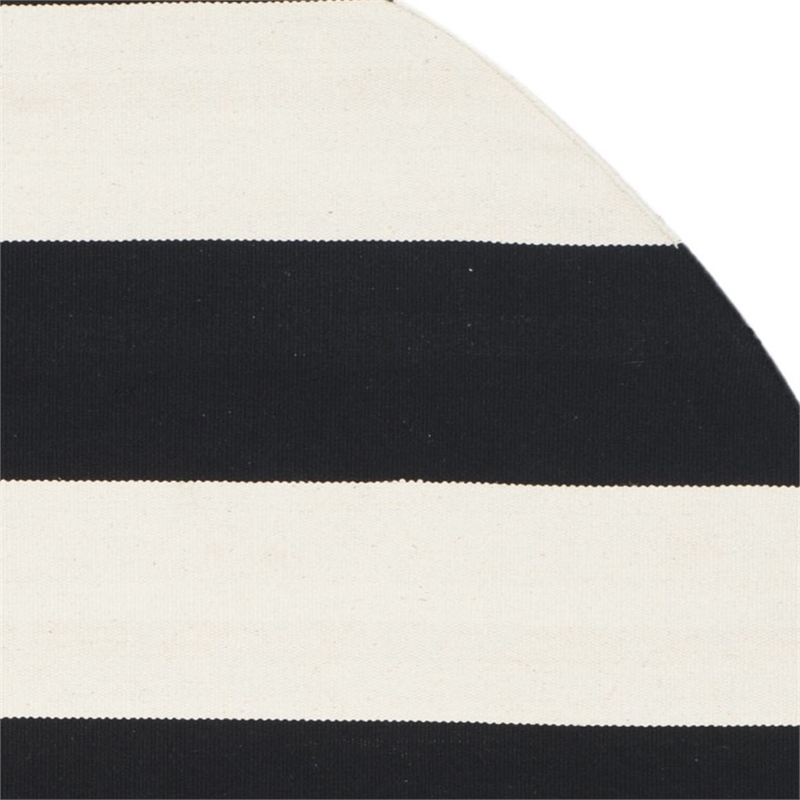 Safavieh Montauk Black Contemporary Rug - Round 6'