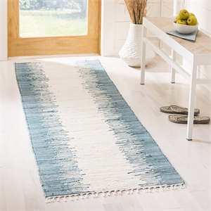 Safavieh Montauk Blue Contemporary Rug - Runner 2'3&quot x 6'