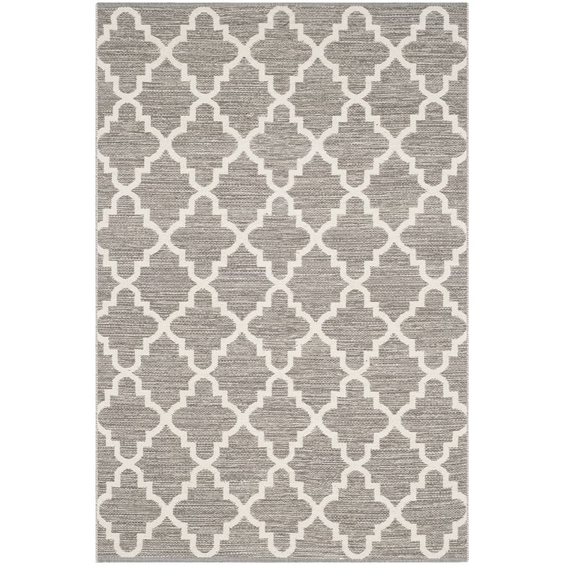 Safavieh Montauk Grey Contemporary Rug - 4' x 6'