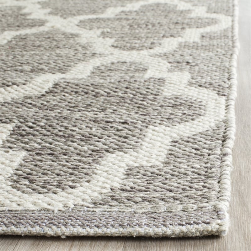 Safavieh Montauk Grey Contemporary Rug - Runner 2'3