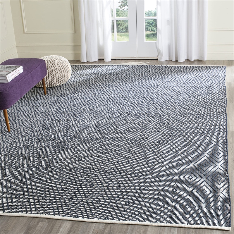 Safavieh Montauk Navy Contemporary Rug - 8' x 10'