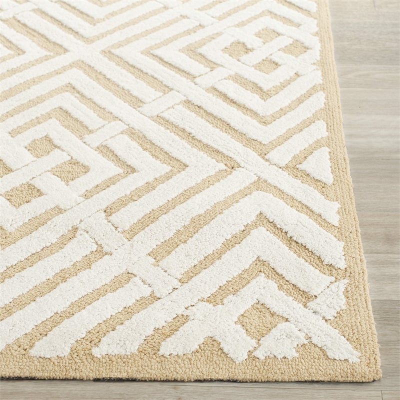 Safavieh Newport Beige Contemporary Rug - 3'9
