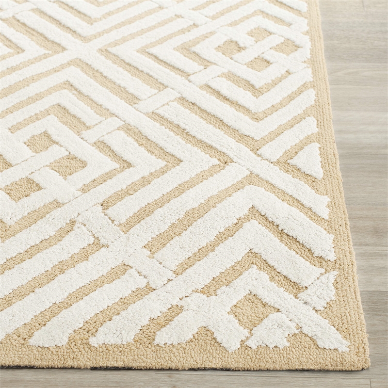 Safavieh Newport Beige Contemporary Rug - 3'9
