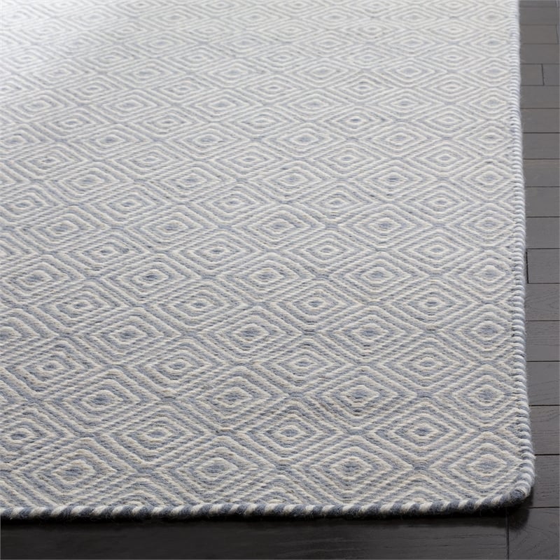 Safavieh Oasis Silver Area Rug - 8' x 10'