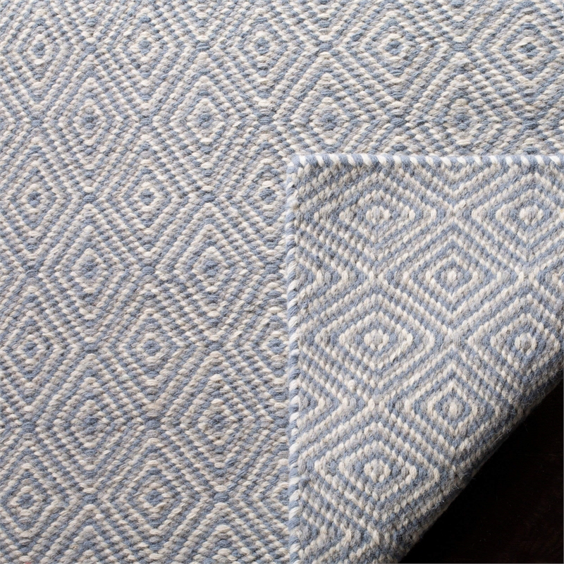 Safavieh Oasis Silver Area Rug - 9' x 12'