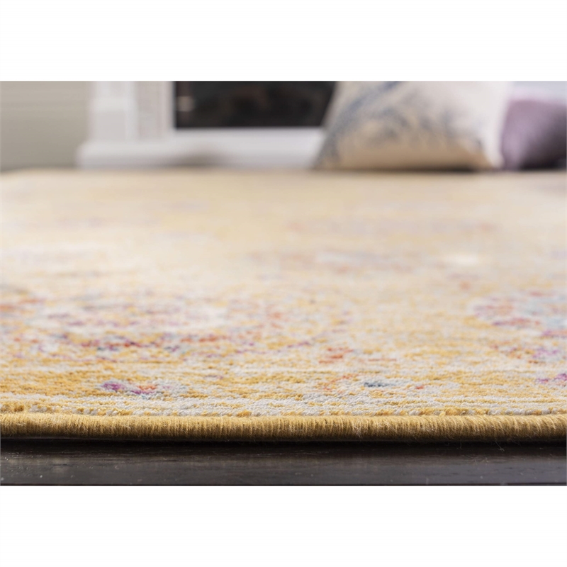Safavieh Sevilla Gold Traditional Rug - 4' x 5'7