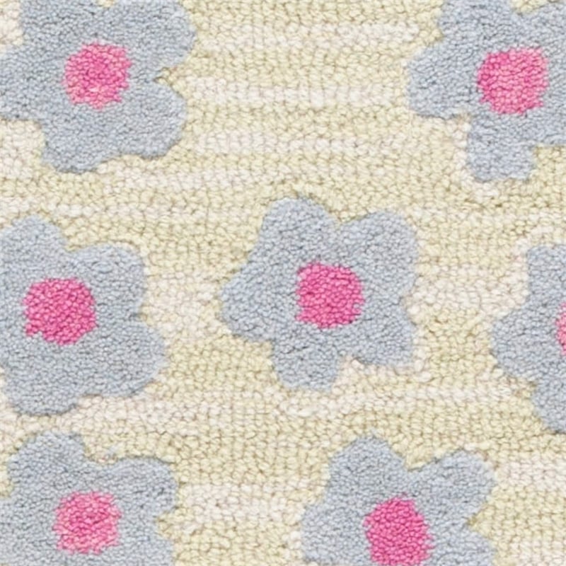 Safavieh Pink Novelty Rug - 8' x 10'