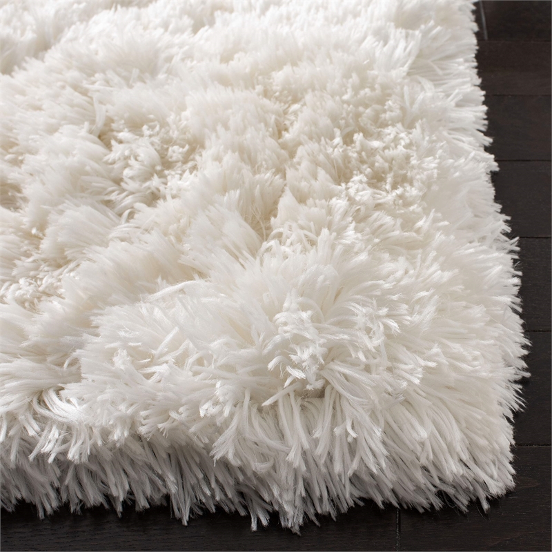 Safavieh Arctic Shag White Shag Rug - 7'6