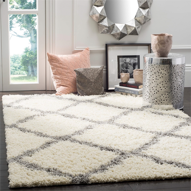 Safavieh Dallas Shag Ivory Shag Rug - 3' x 5'