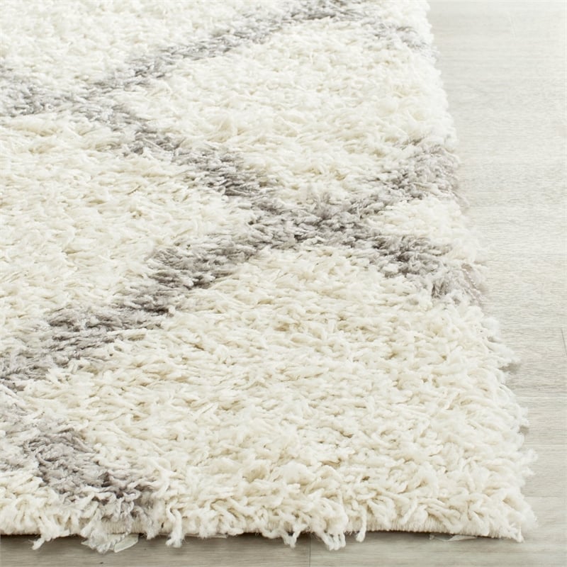 Safavieh Dallas Shag Ivory Shag Rug - 8' x 10'