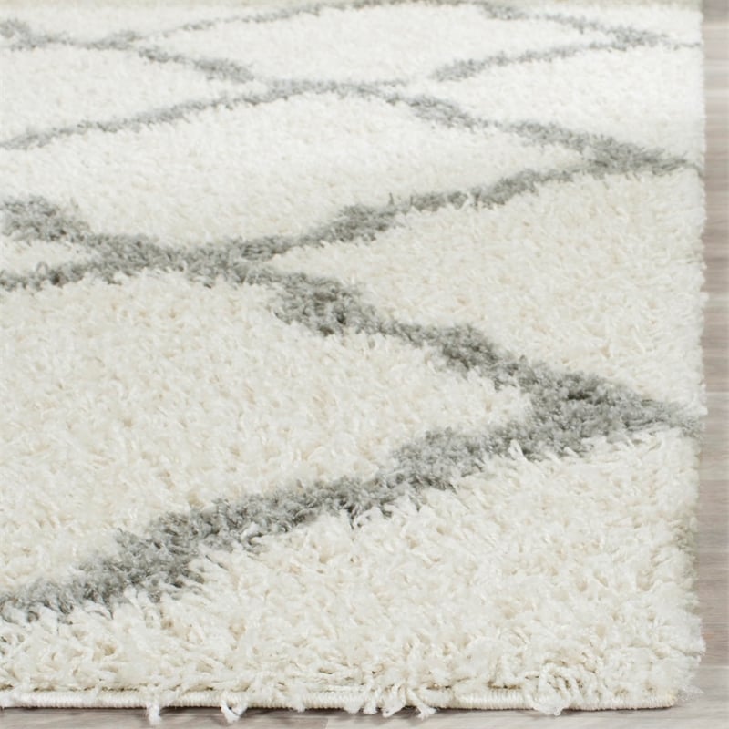Safavieh Dallas Shag Ivory Shag Rug - 8' x 10'