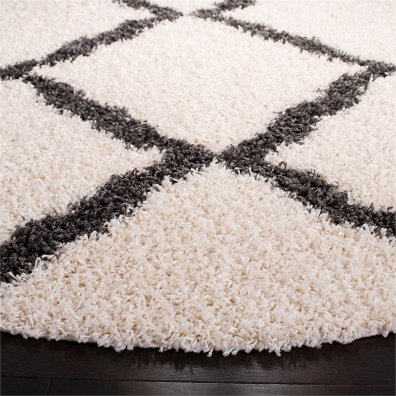 Safavieh Dallas Shag Ivory Shag Rug - Round 6'