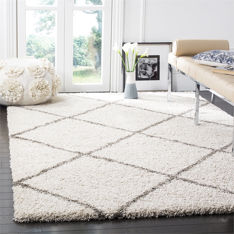 Safavieh Hudson Shag Ivory Shag Rug - 4' x 6'