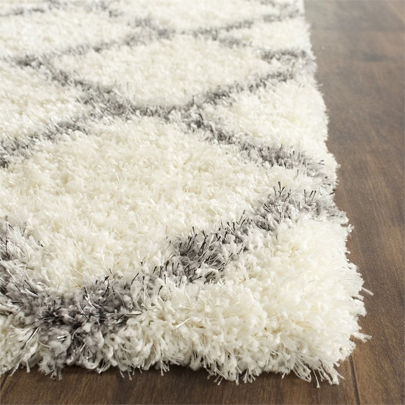 Safavieh Montreal Shag Ivory Shag Rug - 4' x 6'