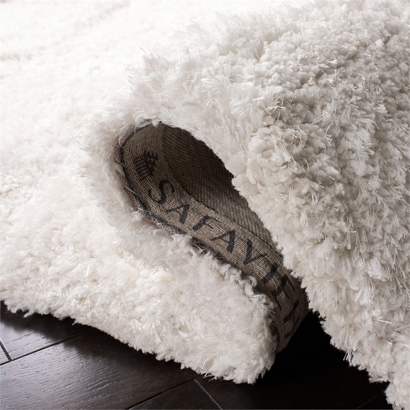 Safavieh Super Shag Ivory Shag Rug - 4' x 6'