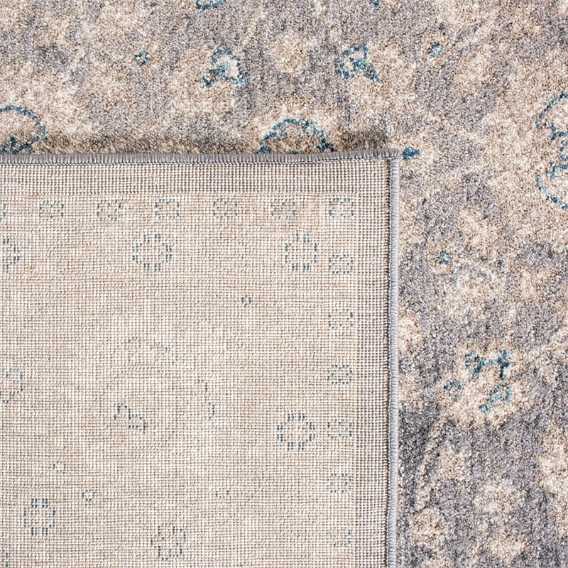 Safavieh Sofia Light Grey Traditional Rug - 4' x 5'7