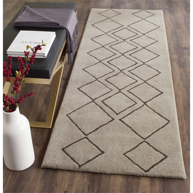 Safavieh Soho Light Grey Contemporary Rug - Runner 2'6