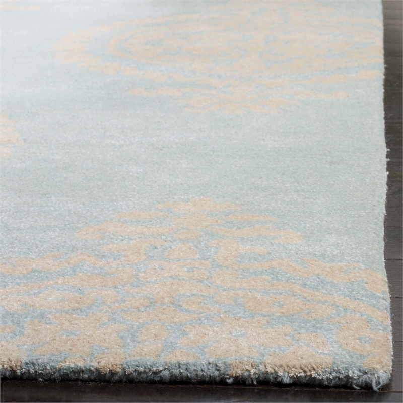 Safavieh Soho Blue Contemporary Rug - 7'6