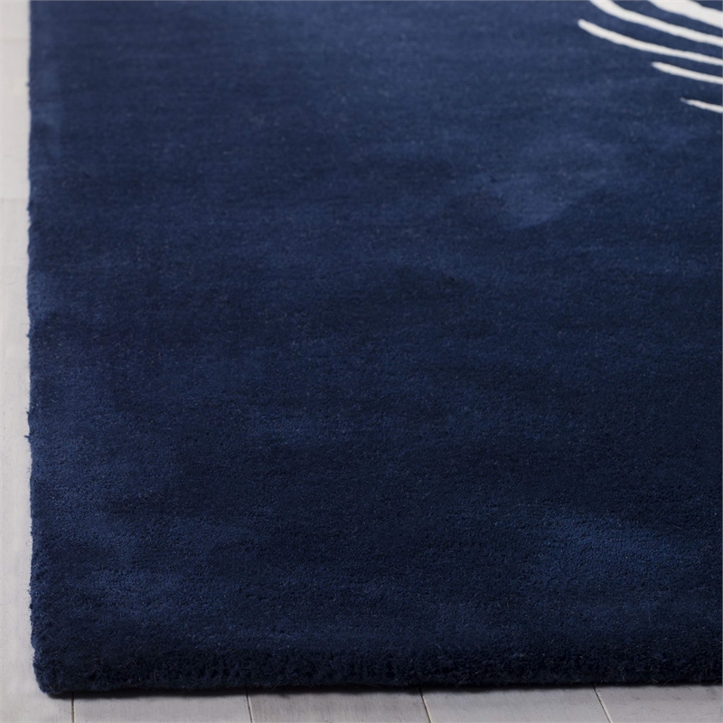 Safavieh Soho Navy Contemporary Rug - Runner 2'6