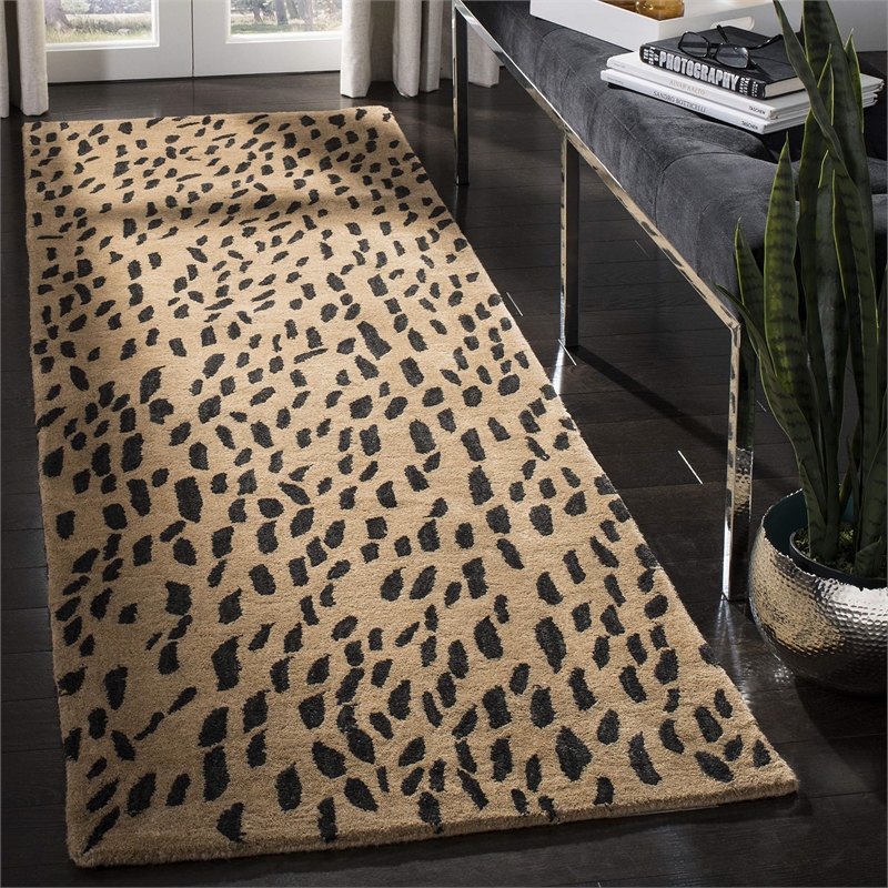 Safavieh Soho Beige Contemporary Rug - Runner 2'6