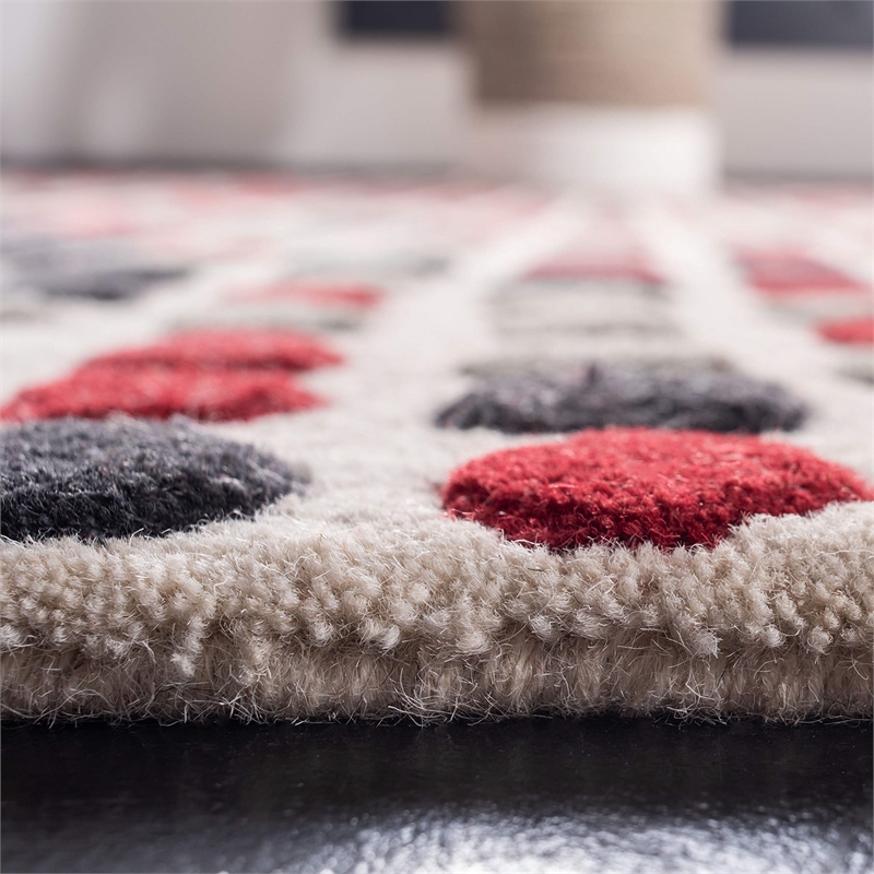 Safavieh Soho Ivory Contemporary Rug - 6' x 9'