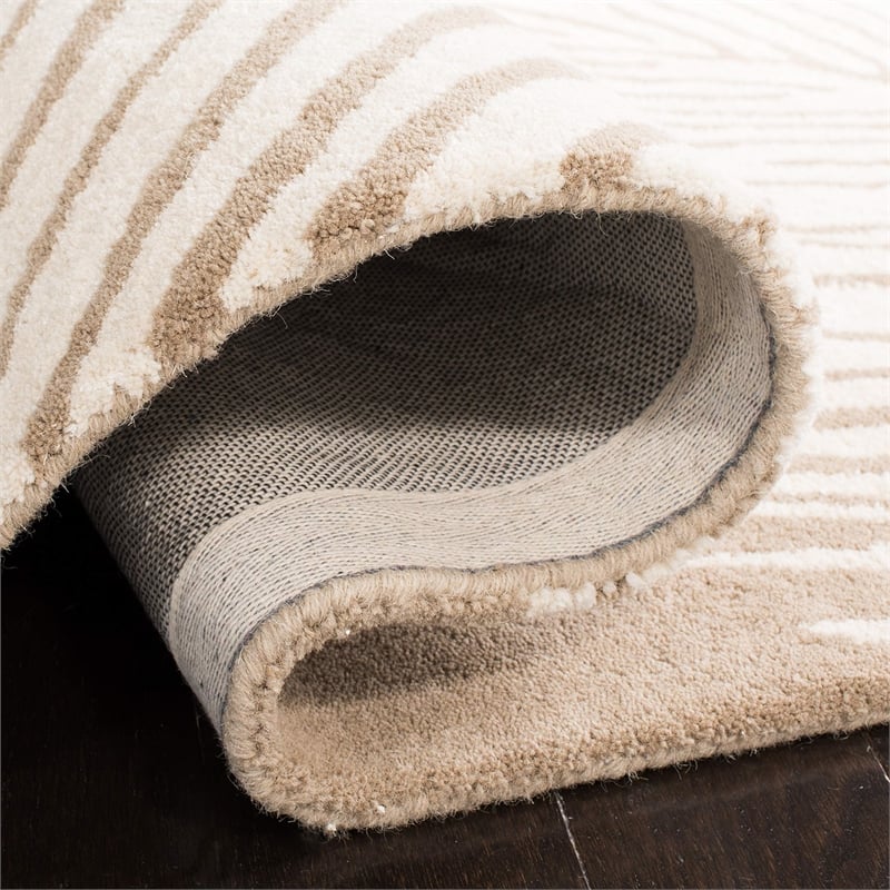 Safavieh Soho Beige Contemporary Rug - 5' x 8'