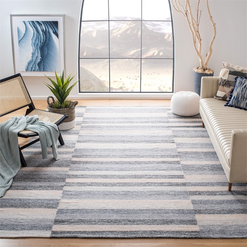 Safavieh Striped Kilim Grey Contemporary Rug - 5' x 8'
