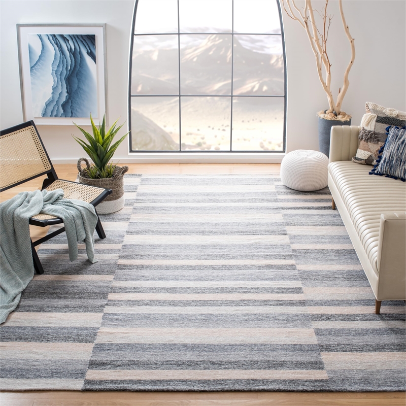 Safavieh Striped Kilim Grey Contemporary Rug - 8' x 10'
