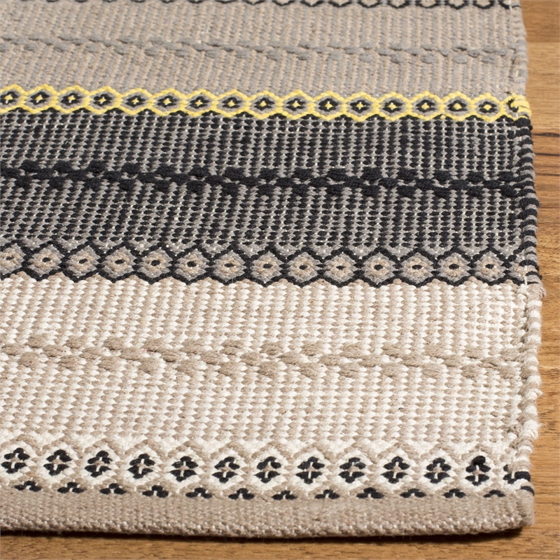 Safavieh Striped Kilim Grey Contemporary Rug - 4' x 6'