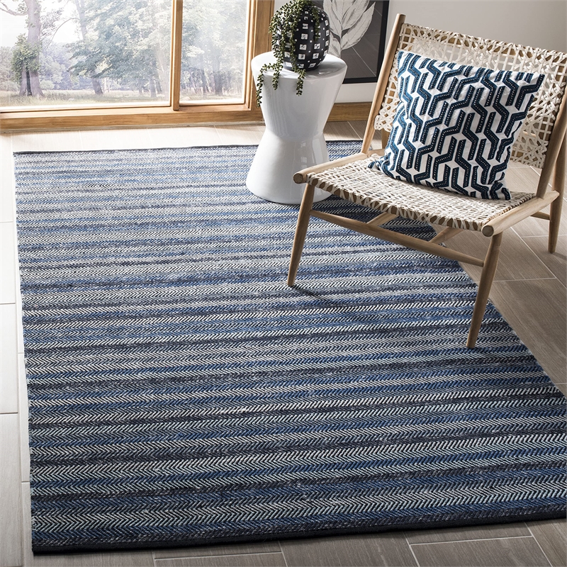 Safavieh Striped Kilim Blue Contemporary Rug - 5' x 8'